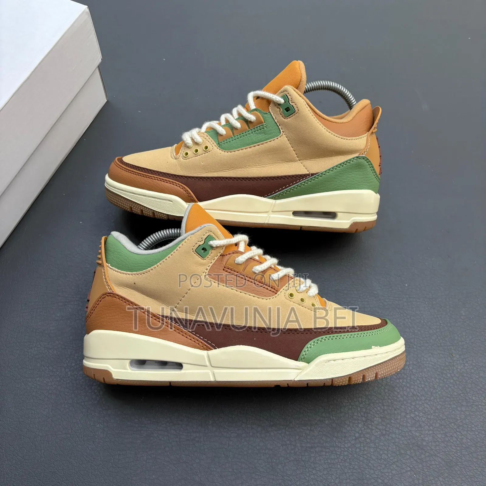 Jordan 03 Sneakers
