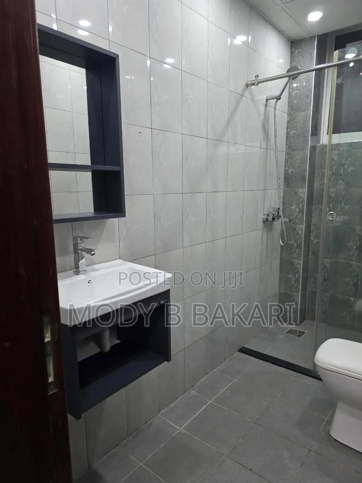 Furnished 2bdrm Apartment in Upanga East for sale