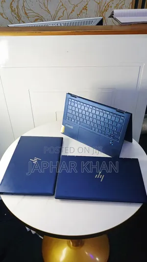 Laptop HP Dragonfly G4 16GB Intel Core I7 SSD 512GB