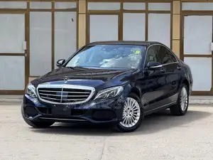 Mercedes-Benz C200 2015 Blue