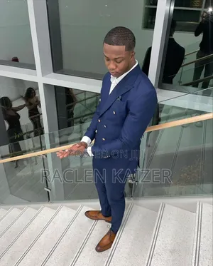 Rich Navy Blue Suits With Gold Buttons
