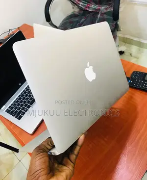 Laptop Apple MacBook Air 2020 M1 16GB AMD Ryzen 9 SSD 256GB