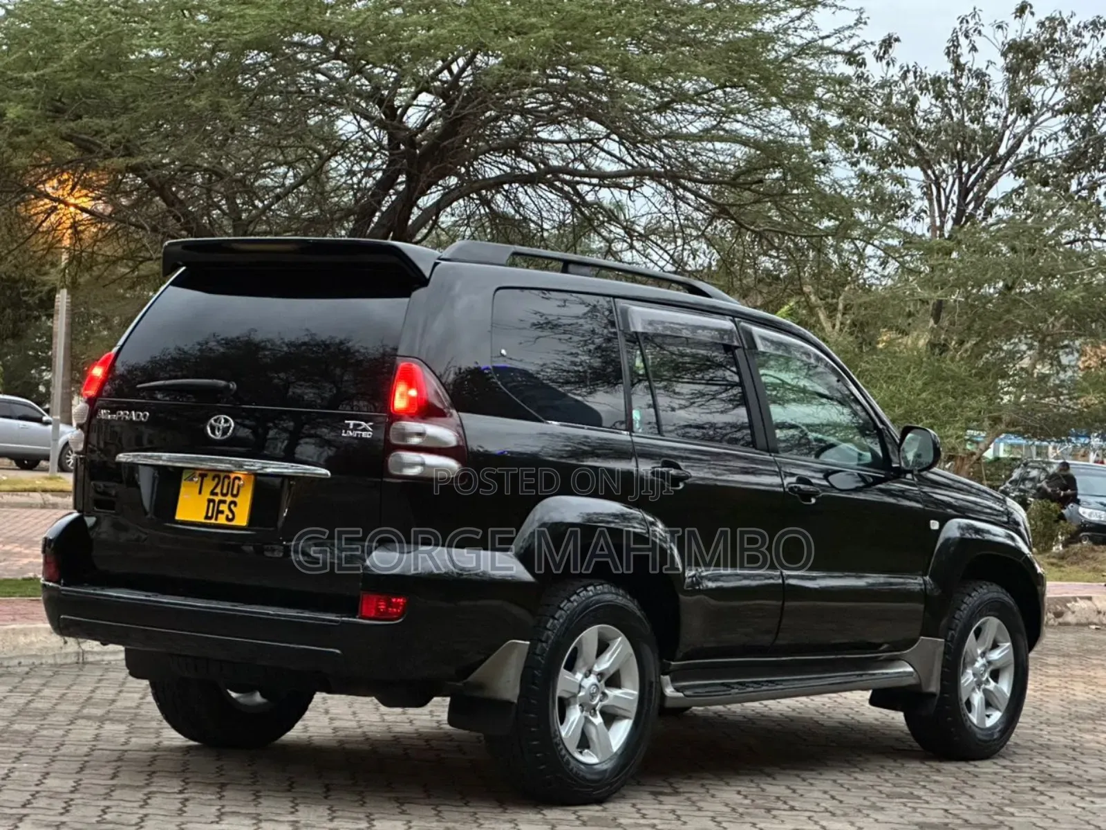Toyota Land Cruiser Prado 2005 Black