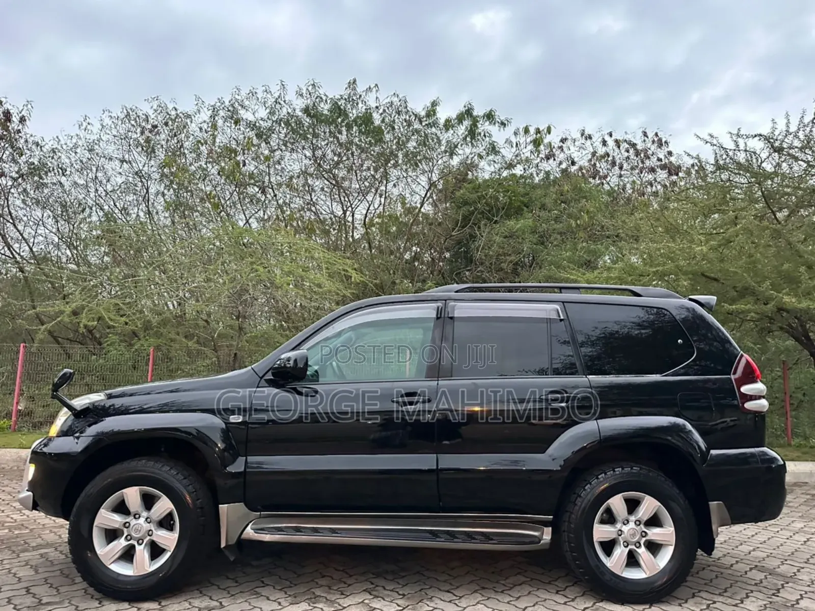 Toyota Land Cruiser Prado 2005 Black