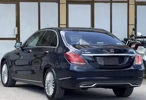 Mercedes-Benz C-Class 2015 Blue