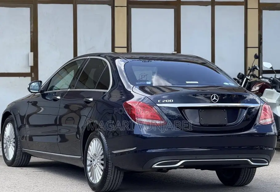 Mercedes-Benz C-Class 2015 Blue
