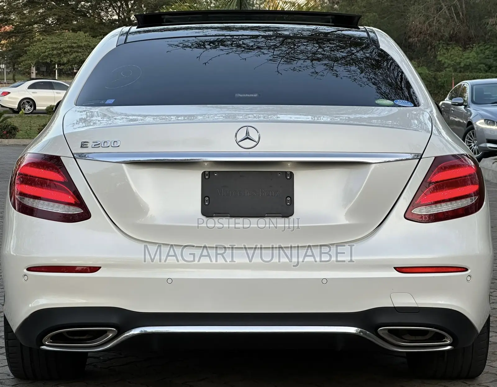 Mercedes-Benz E200 2016 Pearl