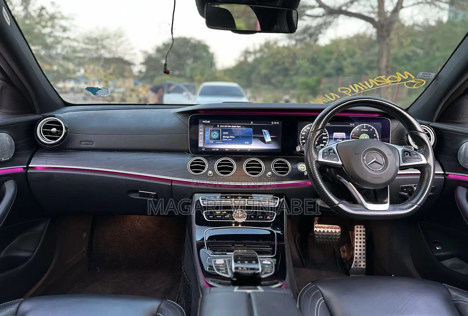 Mercedes-Benz E200 2016 Pearl