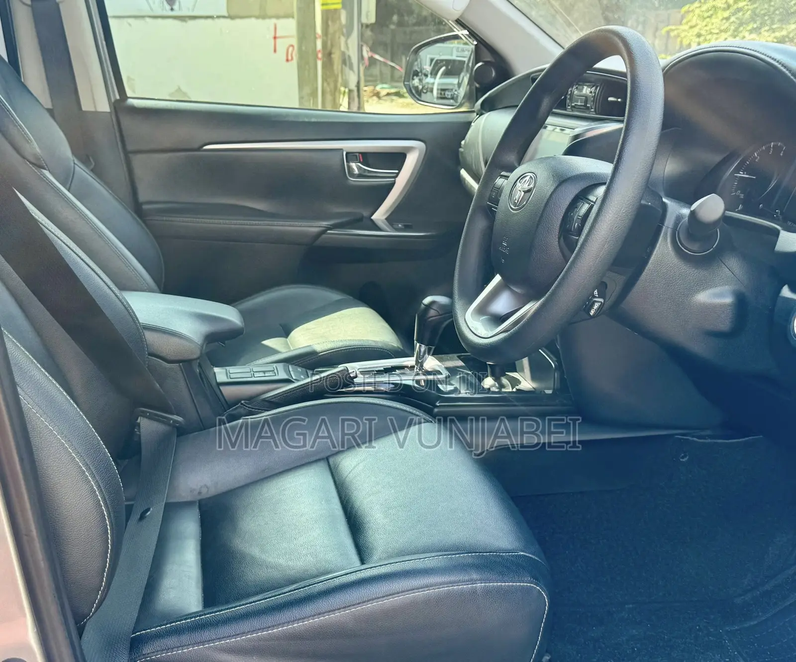 Toyota Fortuner 2023 Gray