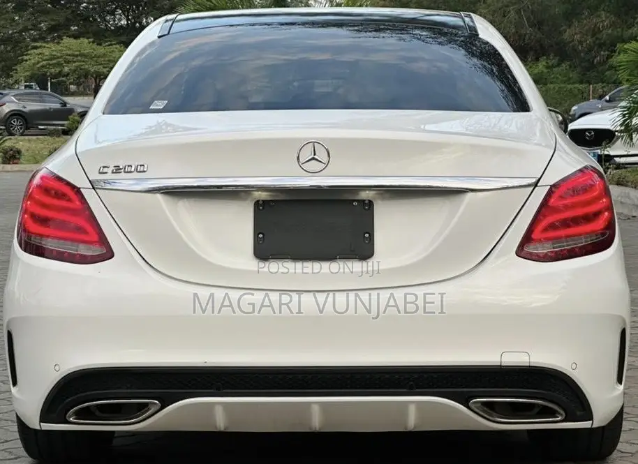 Mercedes-Benz C-Class 2014 White