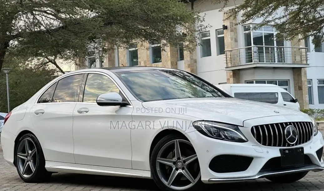 Mercedes-Benz C-Class 2014 White