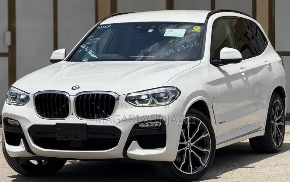BMW X3 2018 Off white