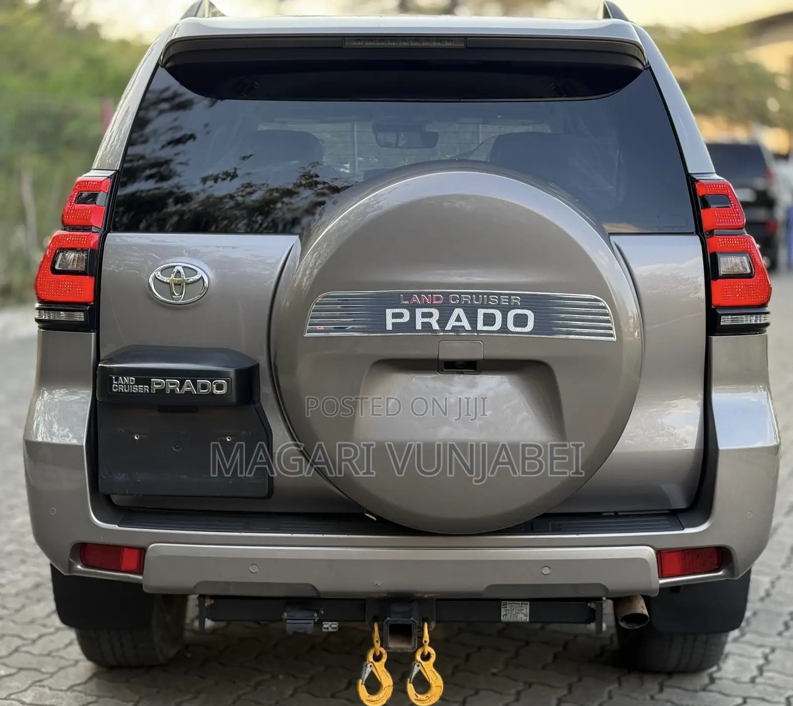 Toyota Land Cruiser Prado 2023 Gray