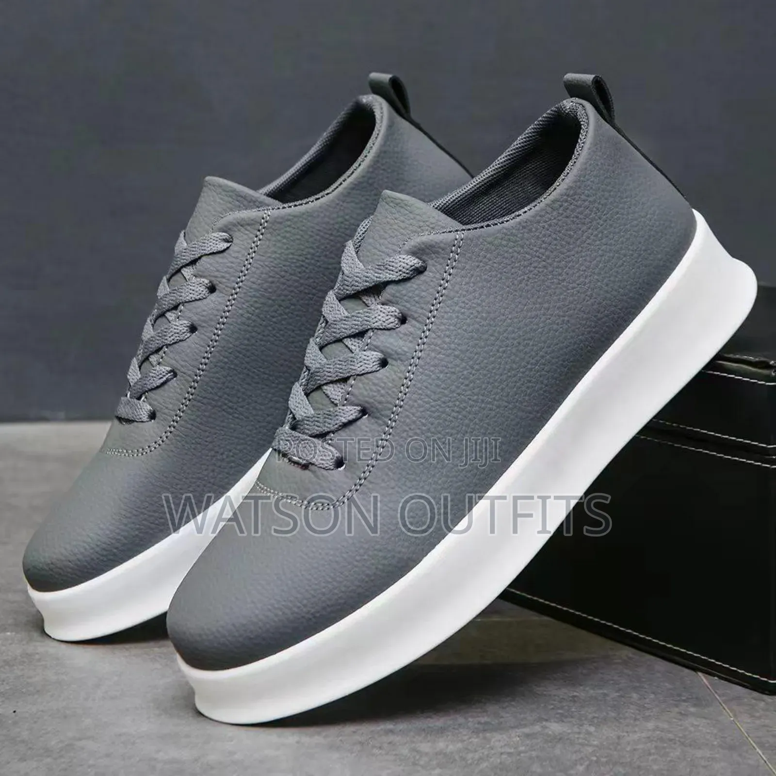 Men's Shoes Classically and Exceptionally Best With First Grade Lining