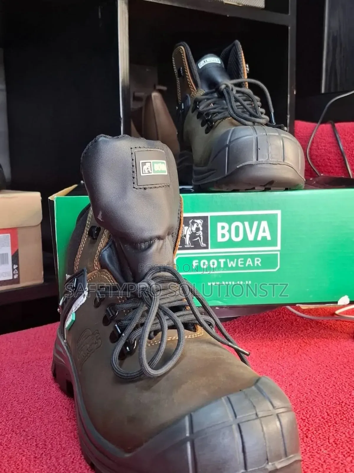 Bova Hikel (Heavy Duty Safety Shoes)