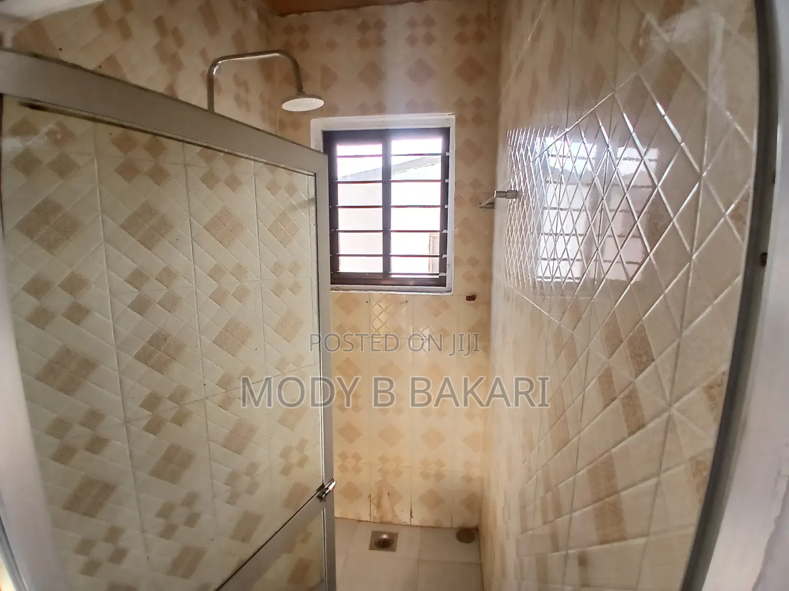 4bdrm House in Ada Estate for rent