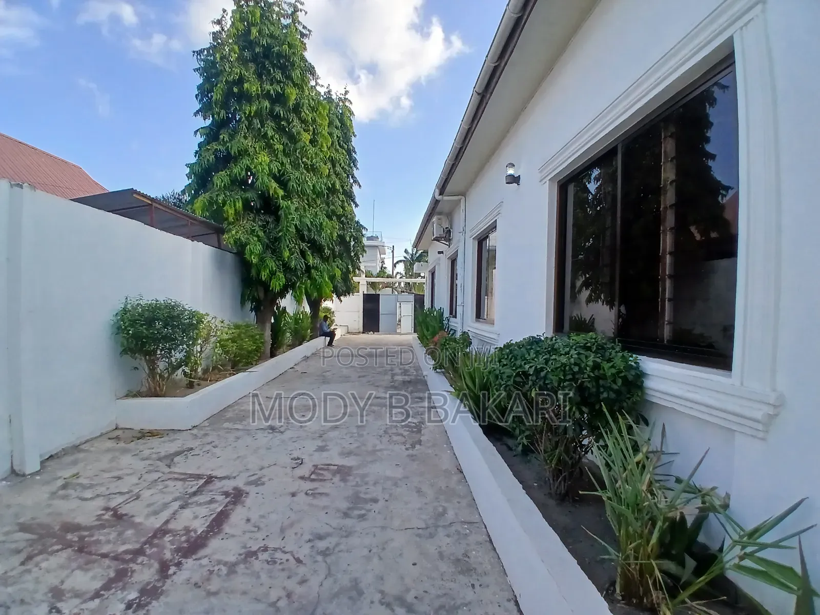 4bdrm House in Ada Estate for rent