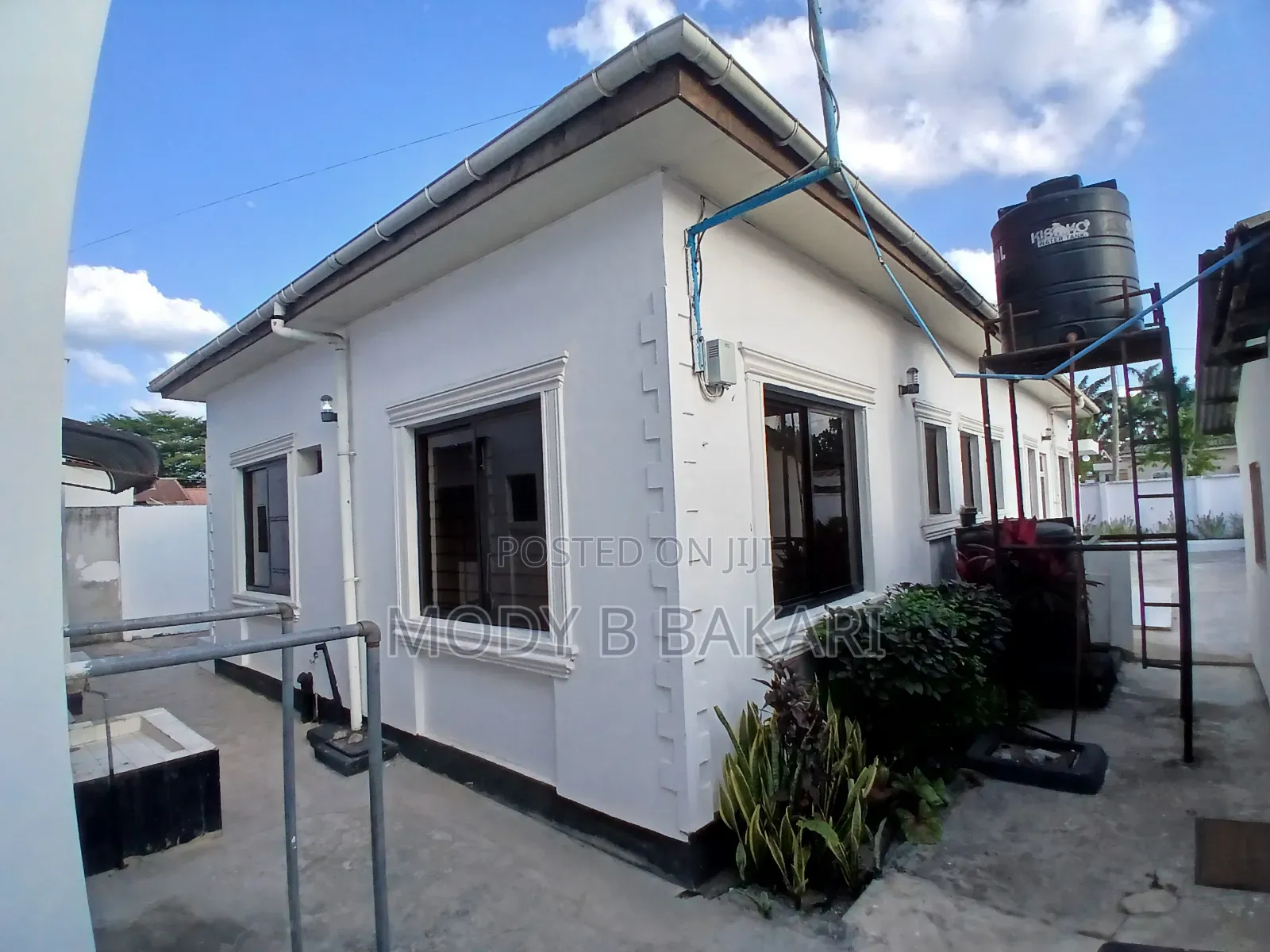 4bdrm House in Ada Estate for rent