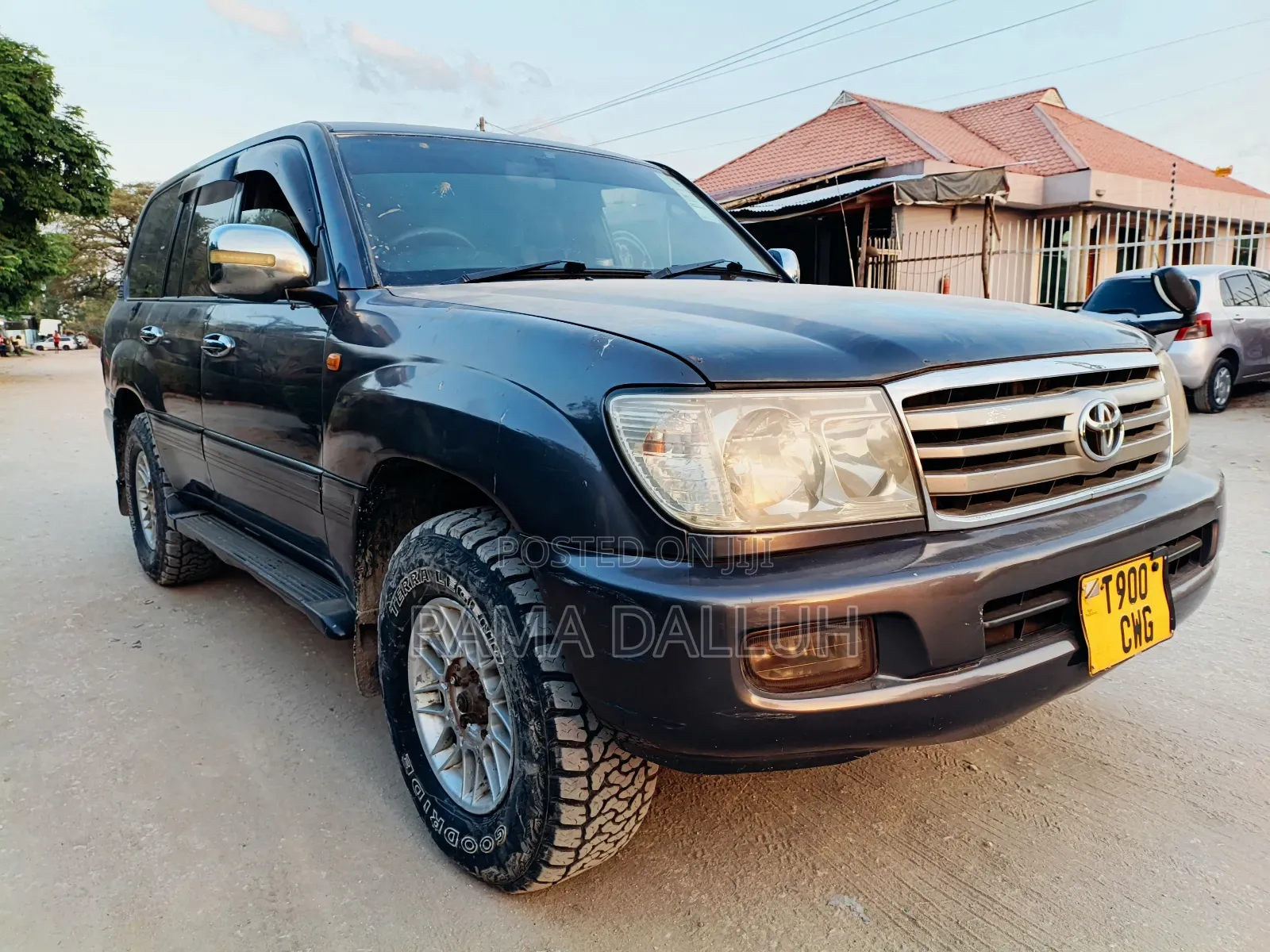Toyota Land Cruiser 2005 Gray