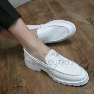 Extraordinarily and Extremely Top Class Men's Loafer Shoes