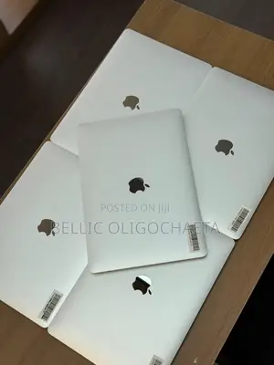 Laptop Apple MacBook Air 2020 M1 16GB Apple M1 SSHD (Hybrid) 256GB
