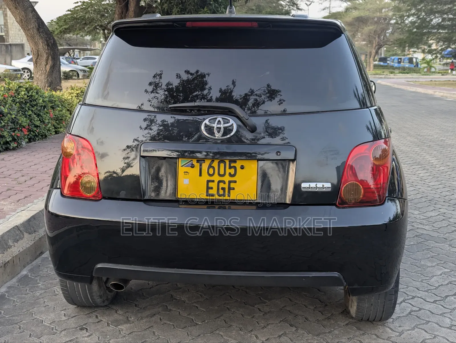 Toyota IST 2003 Black