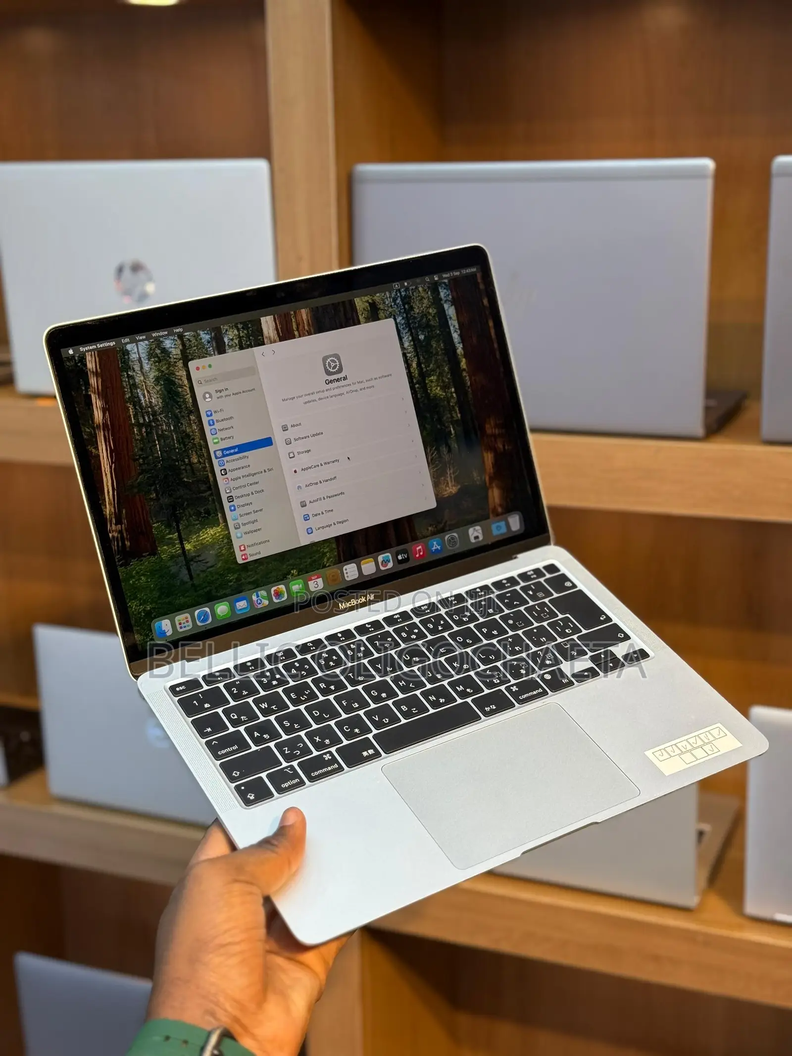 Laptop Apple MacBook Air 2020 M1 16GB Apple M1 SSHD (Hybrid) 256GB