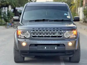 Land Rover Discovery 2009 Gray