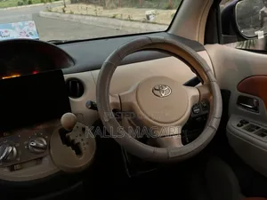 Toyota Sienta 2006 Blue