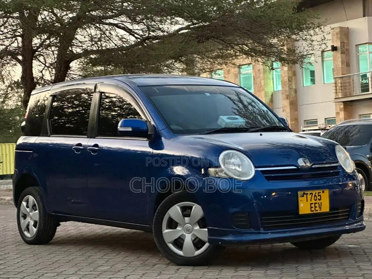 Toyota Sienta 2006 Blue