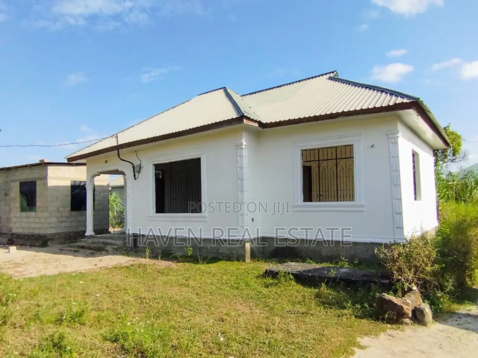 3bdrm House in Msongola for sale