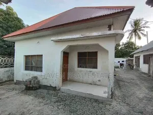 8bdrm House in Kipawa for sale