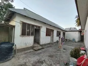 8bdrm House in Kipawa for sale