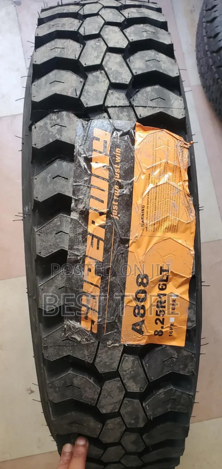 8.25r16 Superway Tyre