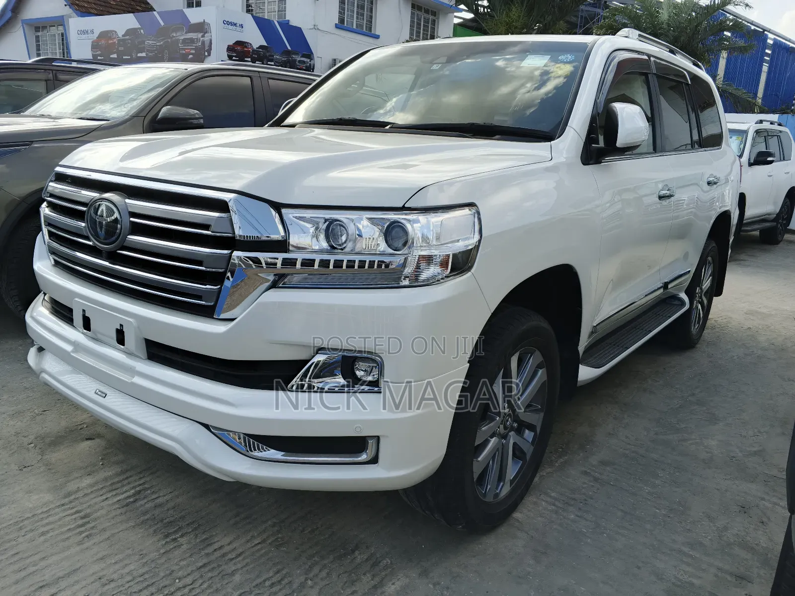 Toyota Land Cruiser 2019 White