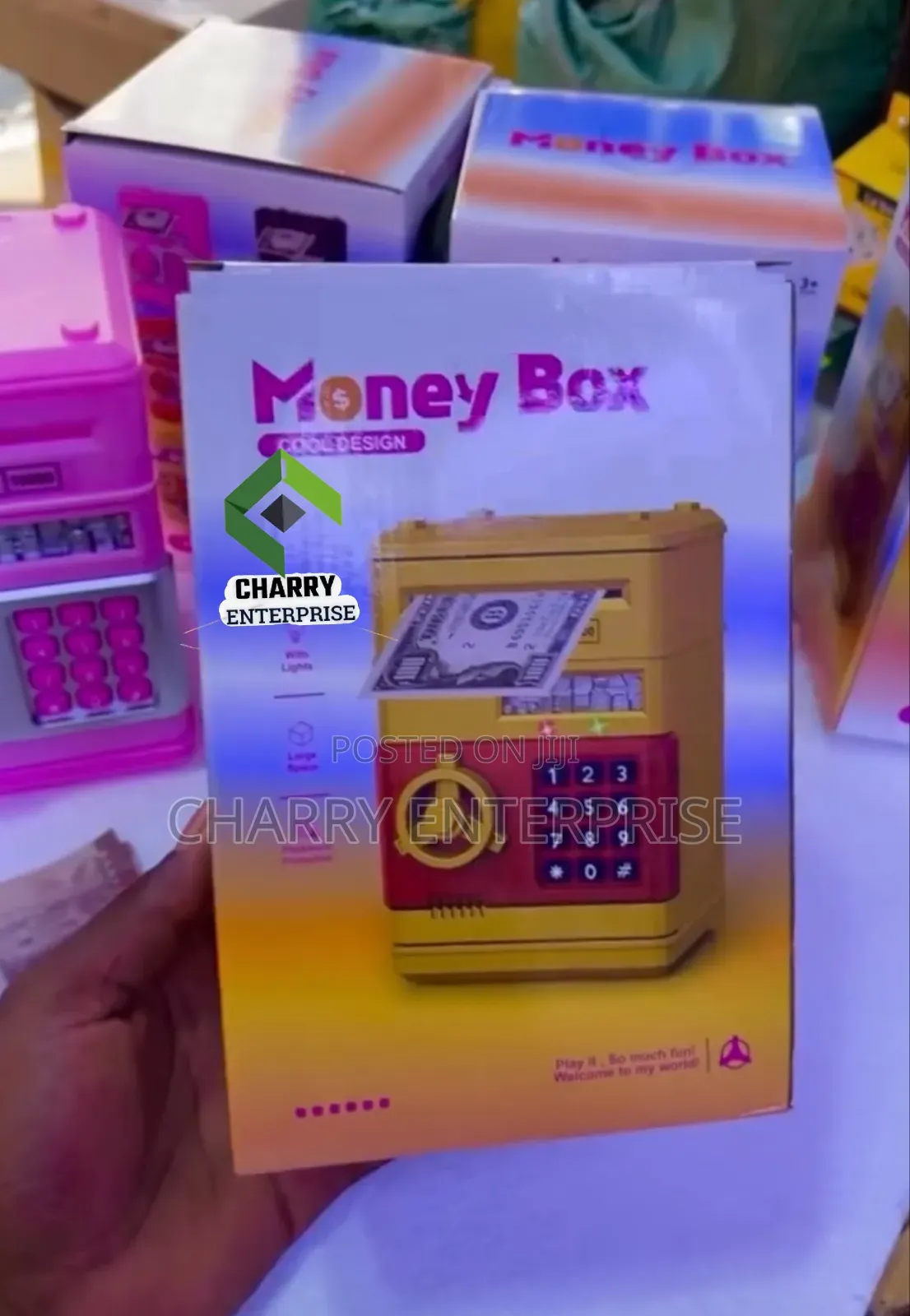 Kibubu Janja Hakina Chuma Ulete, Hii Ni Bank Ya Nyumbani Or Money Box
