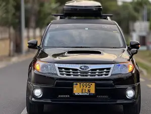 Subaru Forester 2012 Black