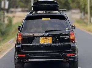 Subaru Forester 2012 Black