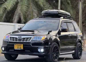 Subaru Forester 2012 Black