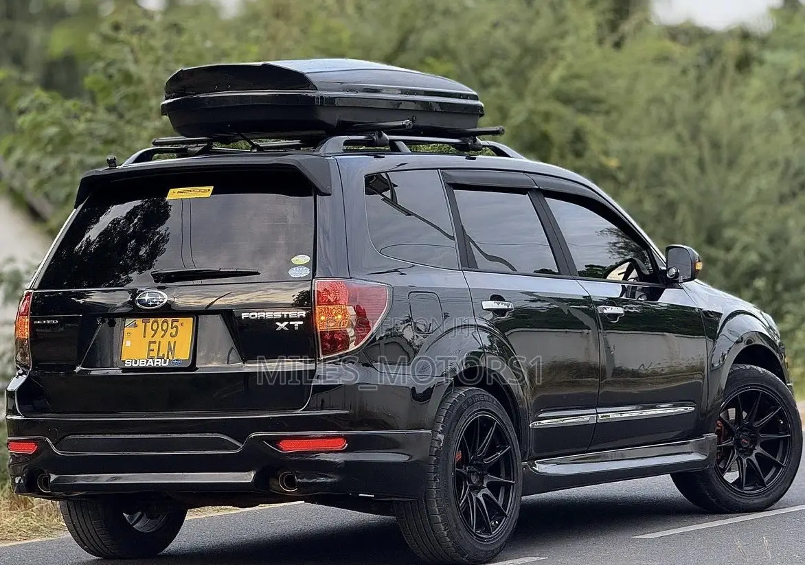 Subaru Forester 2012 Black