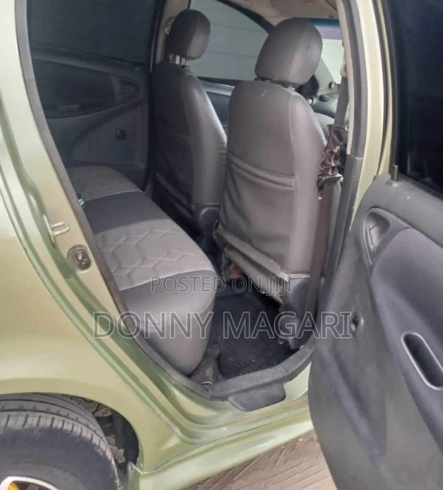 Toyota Vitz 2006 Green