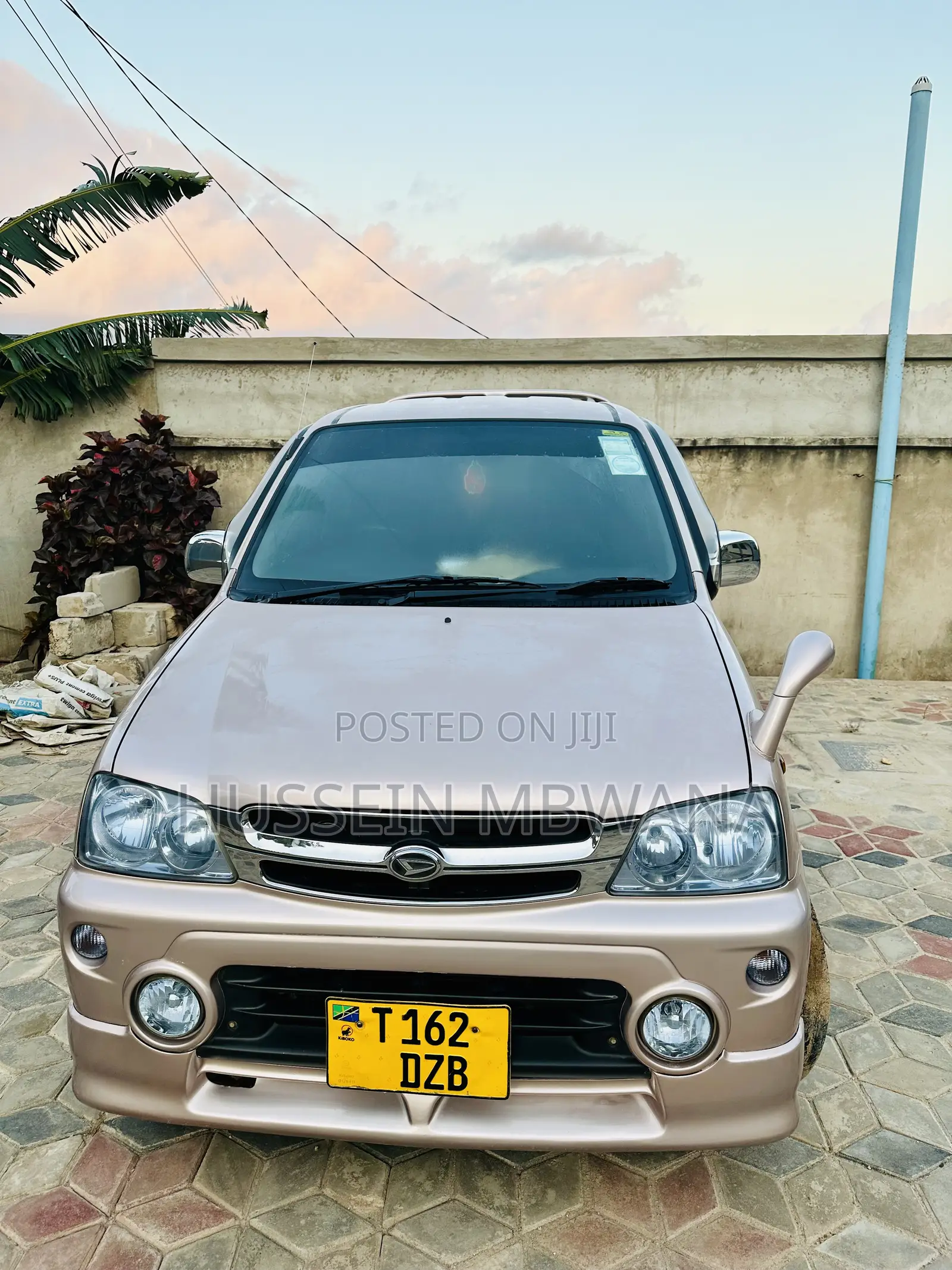 Daihatsu Terios Automatic 2001 Gold