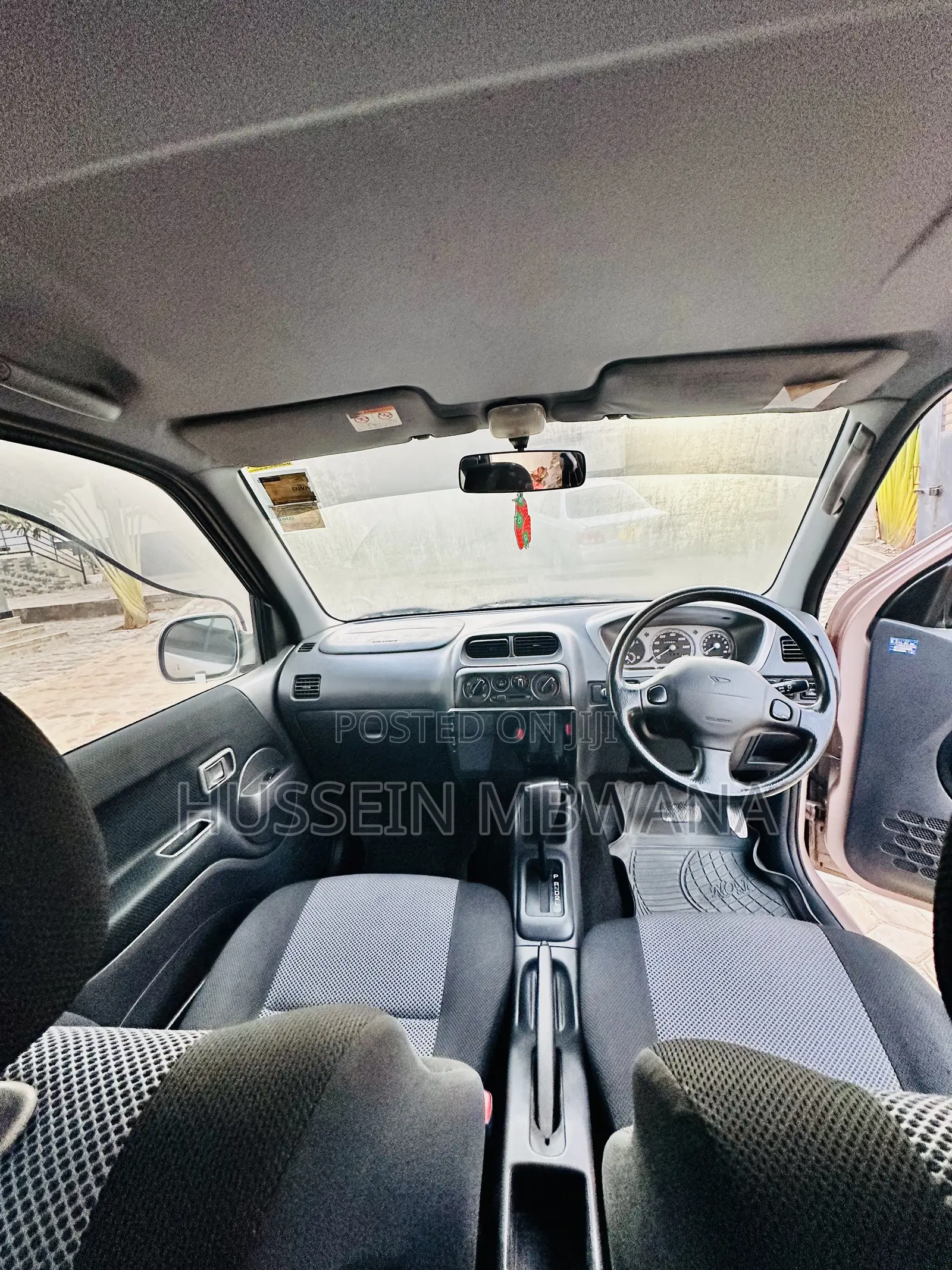 Daihatsu Terios Automatic 2001 Gold