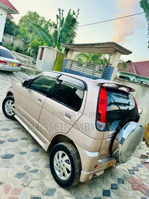 Daihatsu Terios Automatic 2001 Gold