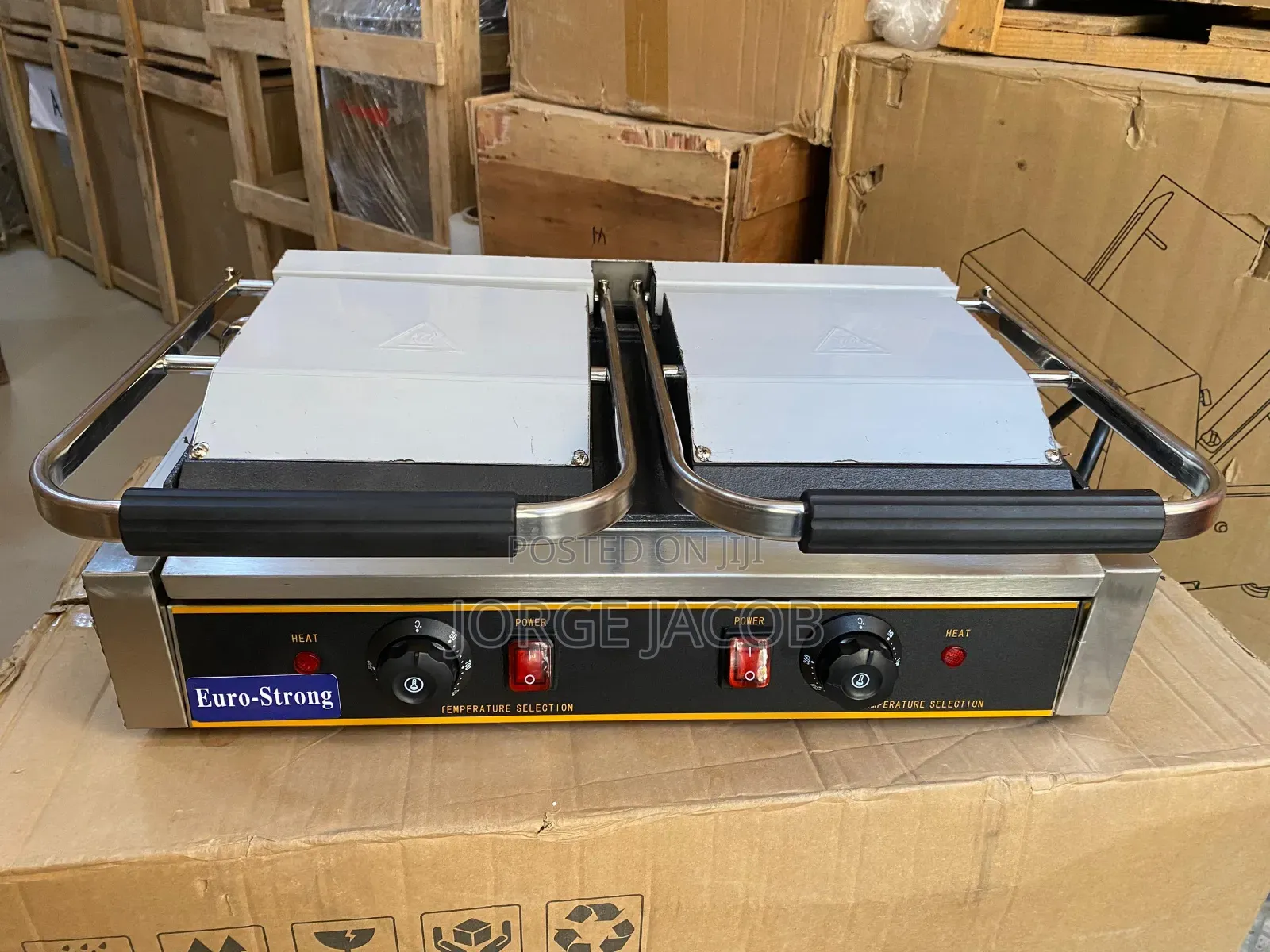 Double Electric Griddle, as a Panini Press / Sandwich Maker.