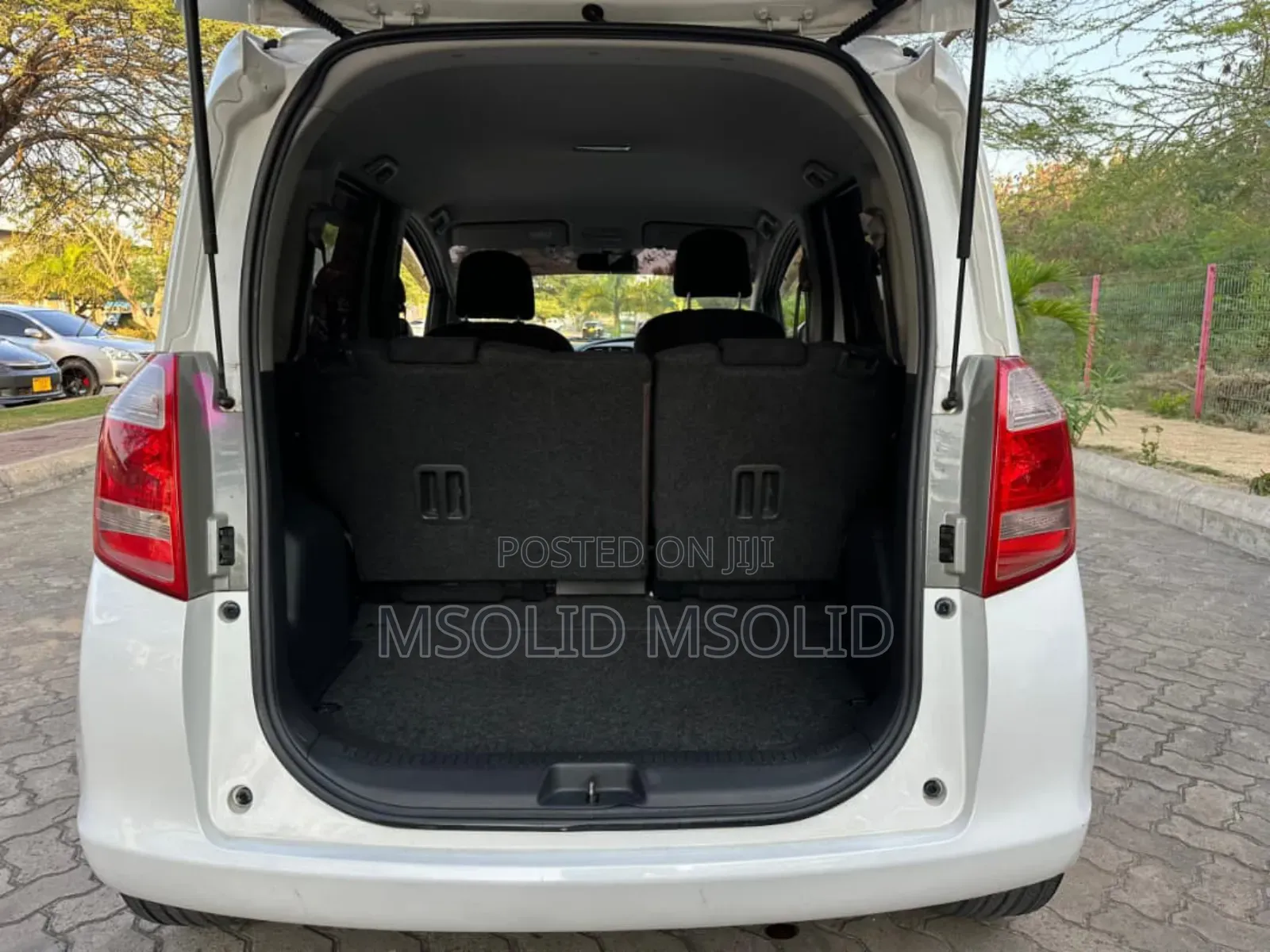 Toyota Ractis 2007 White