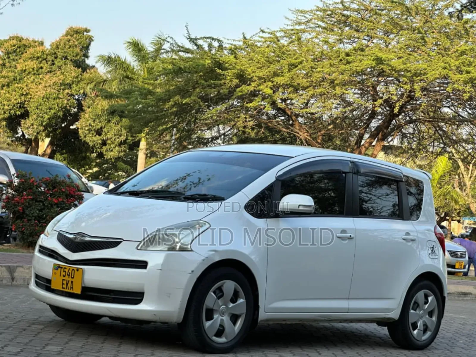 Toyota Ractis 2007 White