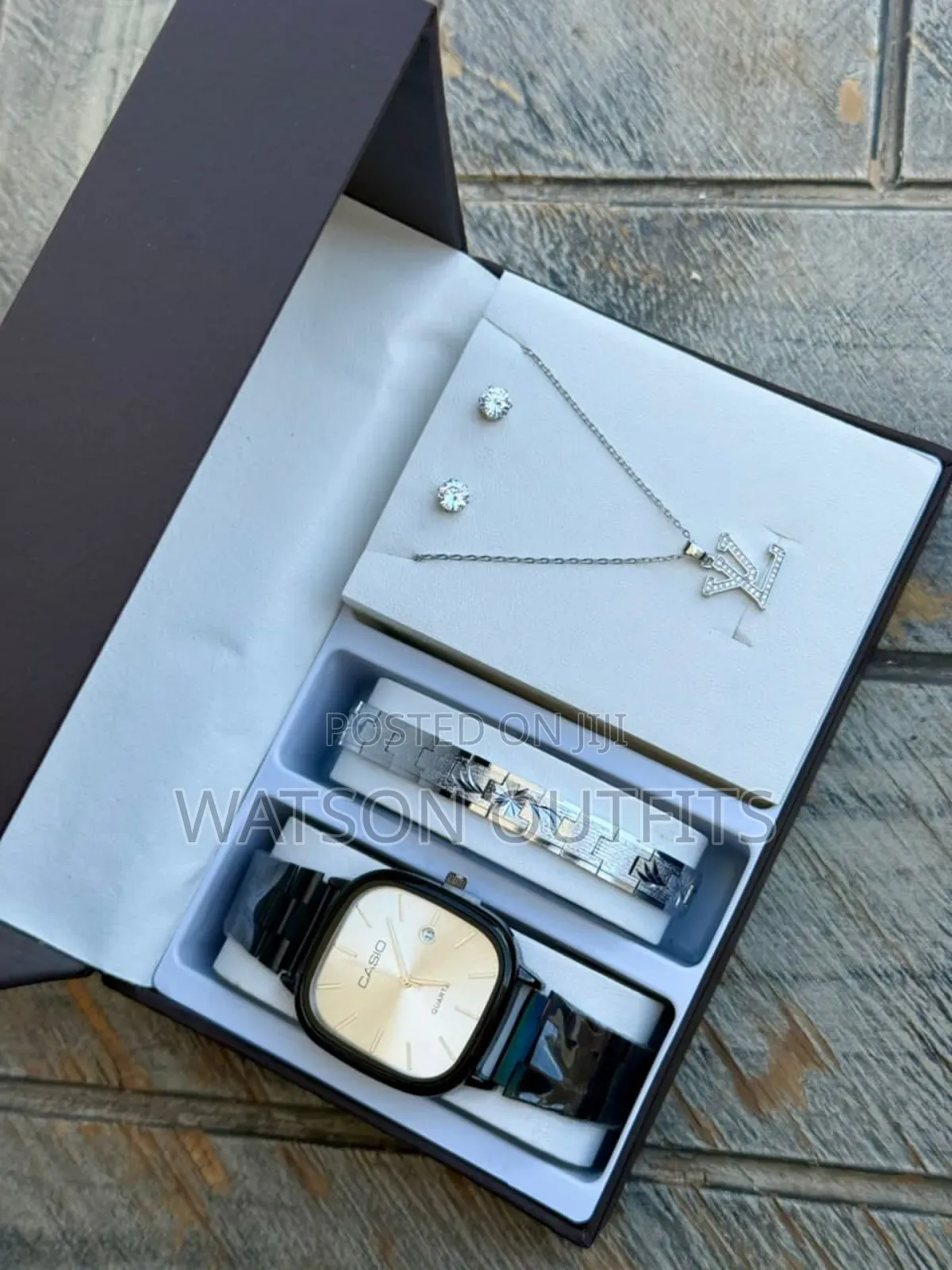 Totally and Completely Exceptional Men's and Women's Watches