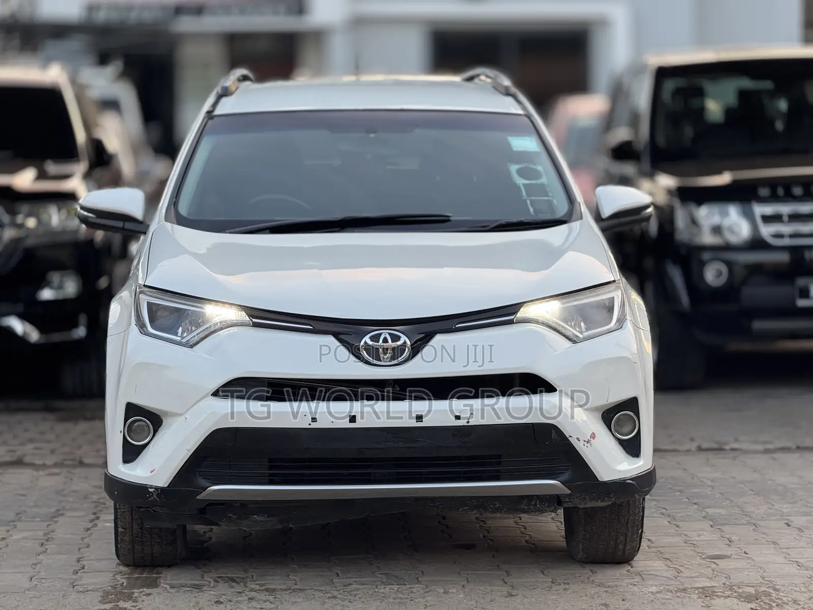 Toyota RAV4 2014 White