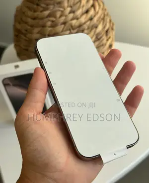 New Apple iPhone 16 Pro 256 GB Gold